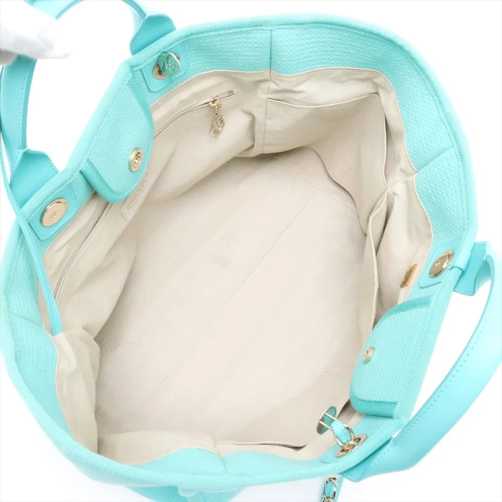 Authentic CHANEL 2025 Deauville Large Turquoise blue excellent condition - Picture 9 of 13